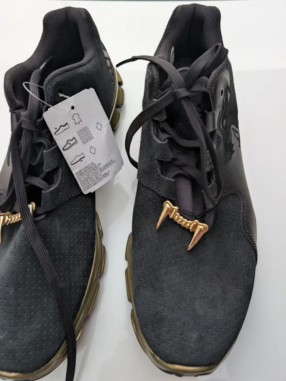 NWT SZ12 ADIDAS GAMEDAY SNOOP BLACK FOOTBALL SNEAKERS GOLD FANGS NICE CONDITION